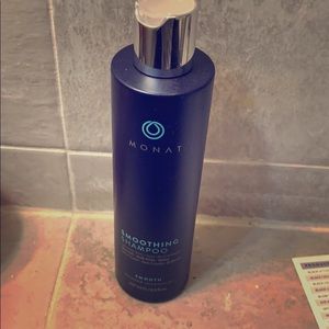 Smoothing shampoo